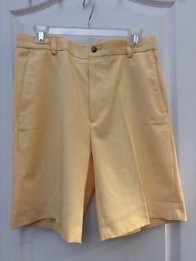 OXFORD GOLF Shorts Sz 32 Yellow NWOT
